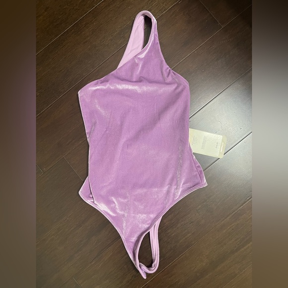 Fabletics Gigi Velour Purple Bodysuit Size XXS - Picture 2 of 4